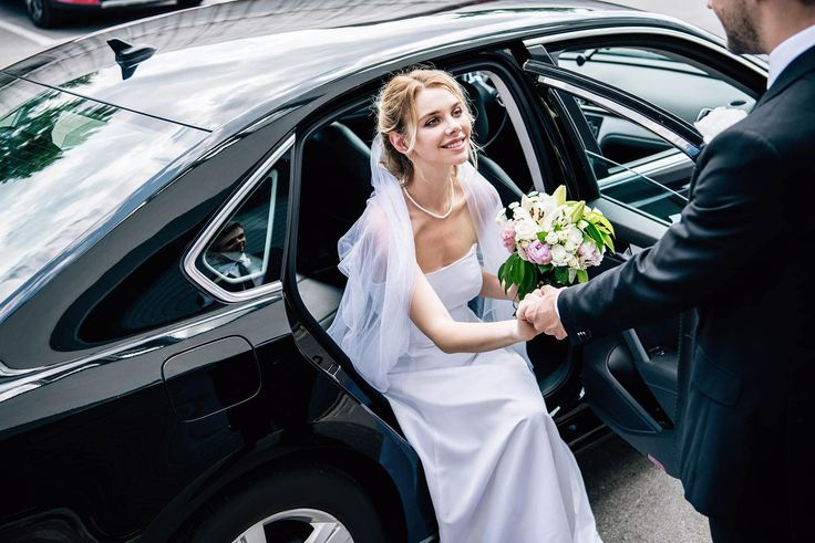 How to Choose the Perfect Chauffeur for VIP Guests